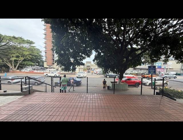 136M² OFFICE TO LET IN GLENWOOD